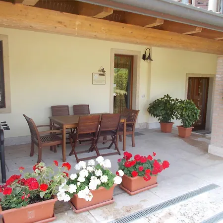 Al Tralcio Apartament *